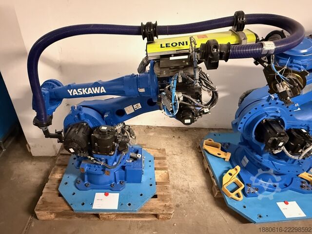 Hệ thống robot (3x) với bộ điều khiển DX200 Yaskawa (2x) MH280 II + (1x) MH50 II