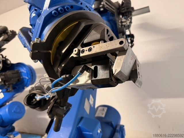 Hệ thống robot (3x) với bộ điều khiển DX200 Yaskawa (2x) MH280 II + (1x) MH50 II