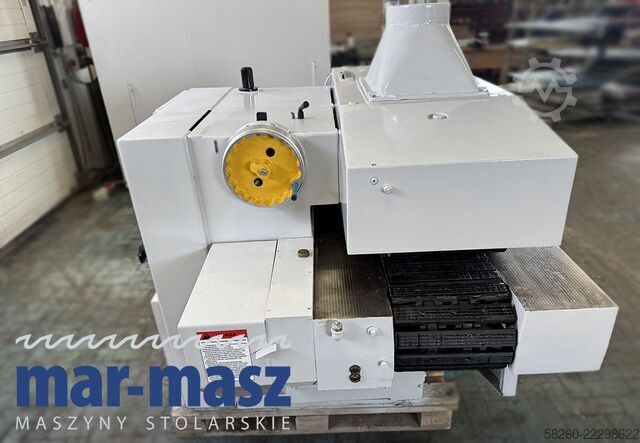 कैटरपिलर मल्टि-डिस्क सॉ (मल्टीपल-ब्लेड गेंग सॉ) SCM M3 300/120