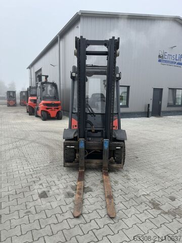 Дизелови мотокари Linde H30D-02