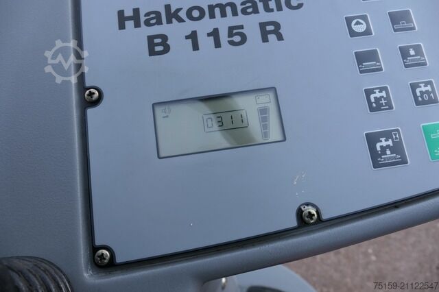 Ielu tīrīšanas mašīna hako Scrubmaster B115 Hakomatic Kehrsaugmaschine