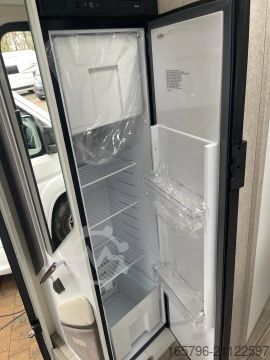 Напівінтегрований кемпер Forster T 745 EB Travel-Line- & Winter-Paket