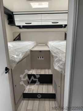 Напівінтегрований кемпер Forster T 745 EB Travel-Line- & Winter-Paket