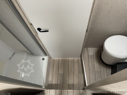 Напівінтегрований кемпер Forster T 745 EB Travel-Line- & Winter-Paket