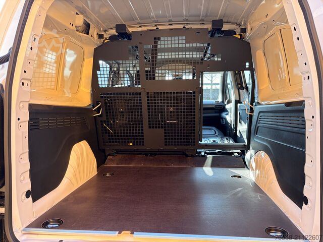 厢式货车 Fiat Doblo