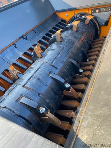 Single shaft shredder Doppstadt DW 2560 Büffel