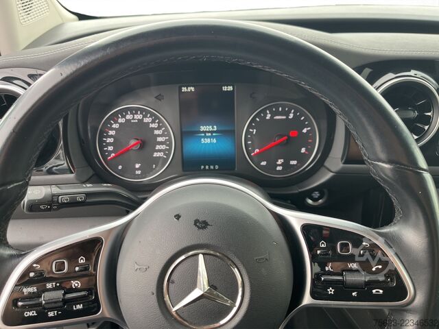 Микробус Mercedes-Benz T 180 d PROGRESSIVE  Klima Kamera LED