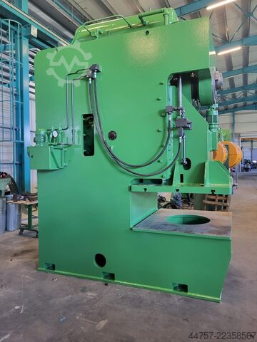 Ekscentrike prese Richter 315t