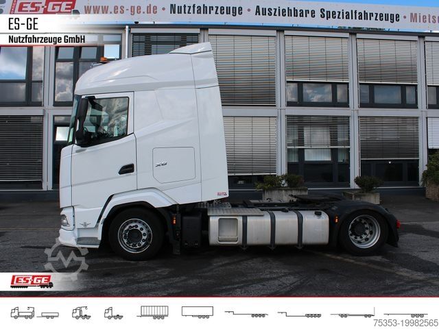 Standard tractor unit DAF XG 530 FT