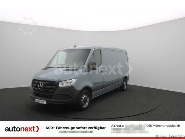 شاحنة بانل MERCEDES-BENZ Sprinter 211 Kompakt *1.Hand* AHK+3-Sitze (4384)