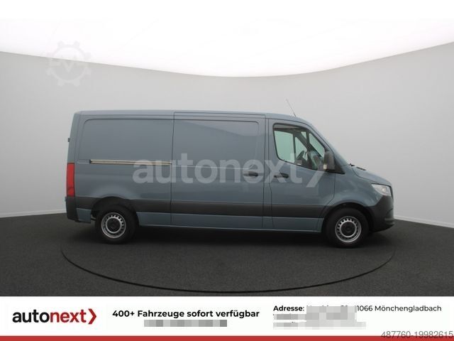 شاحنة بانل MERCEDES-BENZ Sprinter 211 Kompakt *1.Hand* AHK+3-Sitze (4384)