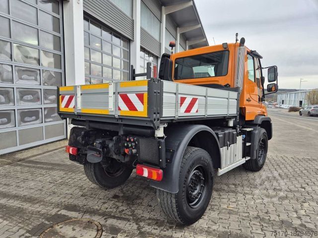 Camión volquete MERCEDES-BENZ Unimog U423 4x4 Hydrostat Zapfwelle