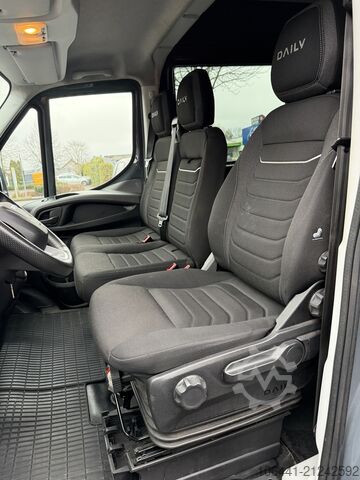 טנדר תא כפול IVECO Daily 35S18 L5H3 Hi-Matic/Doka /Mixto