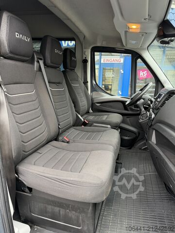 טנדר תא כפול IVECO Daily 35S18 L5H3 Hi-Matic/Doka /Mixto
