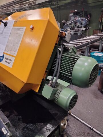 Bar feeder IEMCA Maxis 72