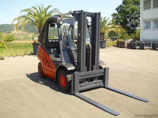 Viličar Linde H40D-X394 TRIPLEX - SEITENSCHIEBER - UVV