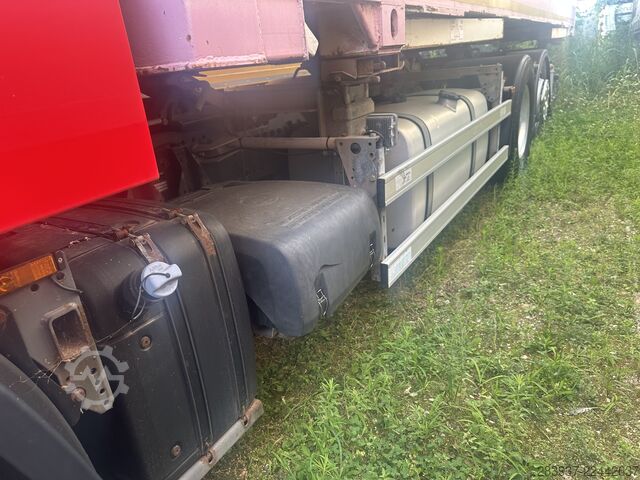 Caminhão com carroçaria intercambiável DAF XF 460 FAN 3 ASSI STERZANTE EURO 6