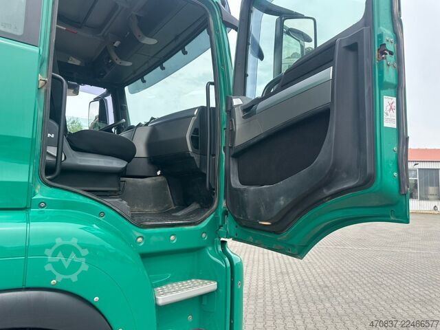 Njësi standarde të tërheqjes MAN TGS 26.500 / 6x6 BL
