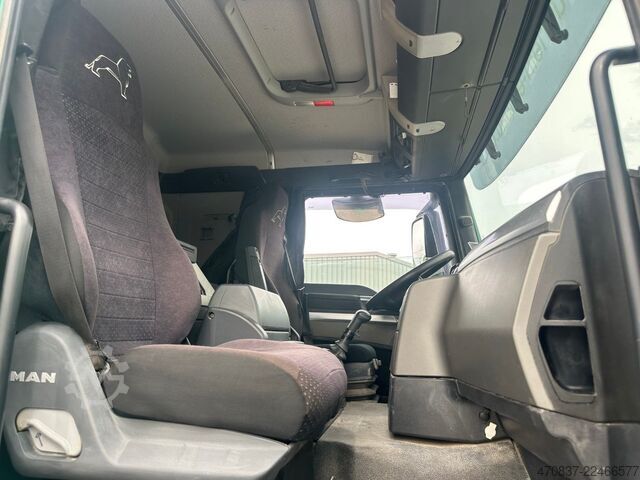 Njësi standarde të tërheqjes MAN TGS 26.500 / 6x6 BL