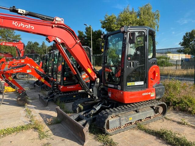 Miniekskavator KUBOTA KX042