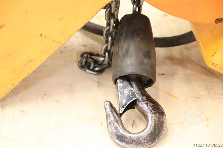 Ķēdes pacēlājs ar ratiņiem 125 kg Balkancar BO 91M