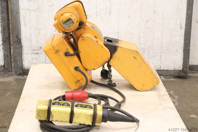 Ķēdes pacēlājs ar ratiņiem 125 kg Balkancar BO 91M