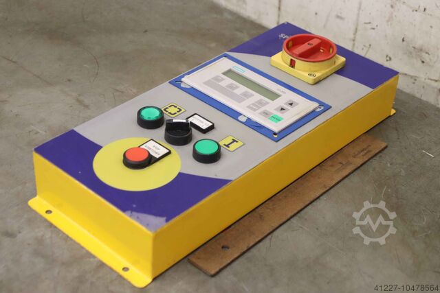 Raklapcsomagoló vezérlése Spinny Siemens S200 Simatic S7 TD200