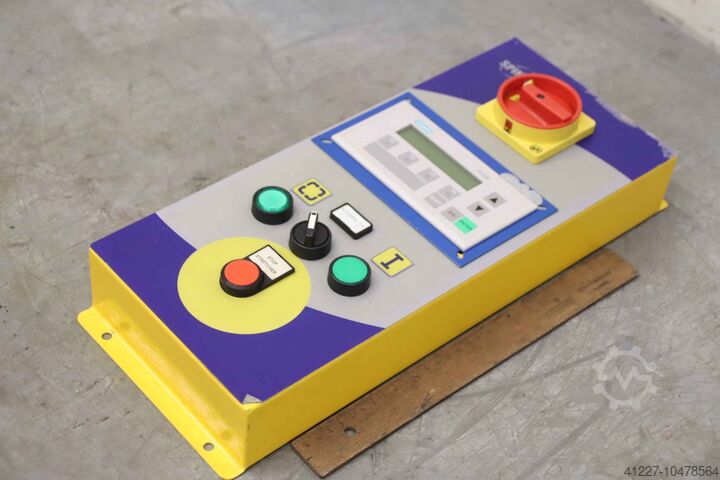 Raklapcsomagoló vezérlése Spinny Siemens S200 Simatic S7 TD200