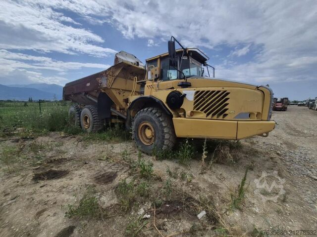 кран монтиран на камион VOLVO A 35 C