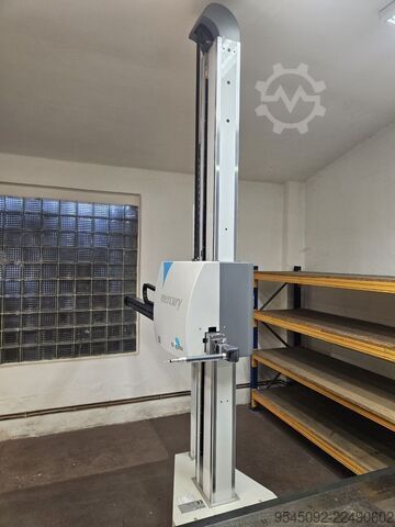 Koordinatni merilni stroj Hexagon DCC C1