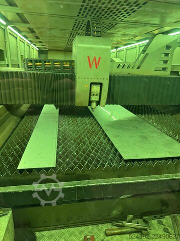 Máquina de corte a laser WARCOM W-FIBER 2060