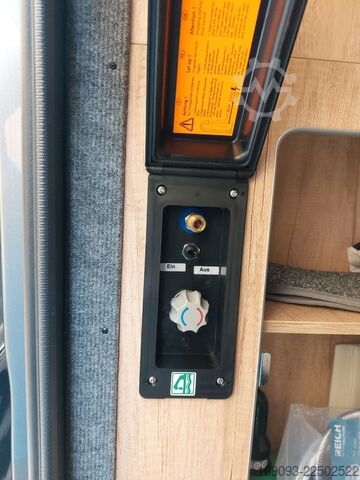 Teilintegriertes Wohnmobil LA STRADA Nova M*Vollluftfederung*Truma D6E*Lithium*