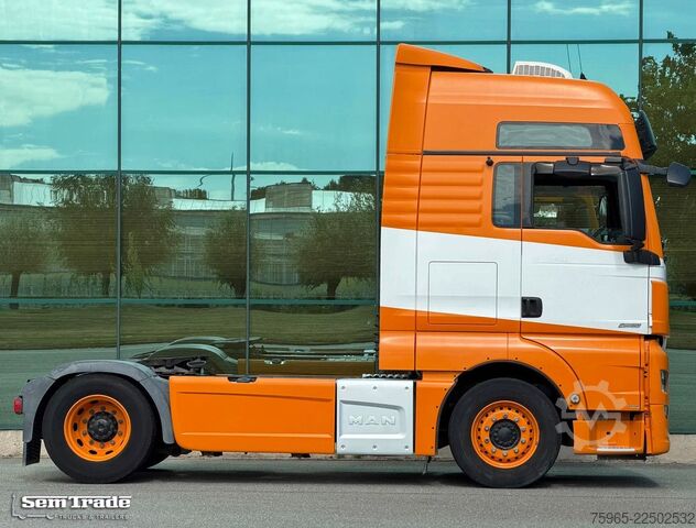 Standardni vlačilec MAN TGX 18.420 FULL SPOILER 2x TANKS SMART TACHO2 PA