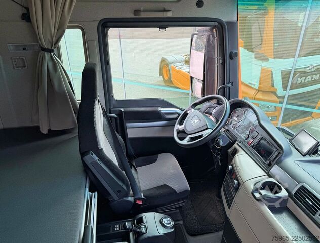 Standardni vlačilec MAN TGX 18.420 FULL SPOILER 2x TANKS SMART TACHO2 PA