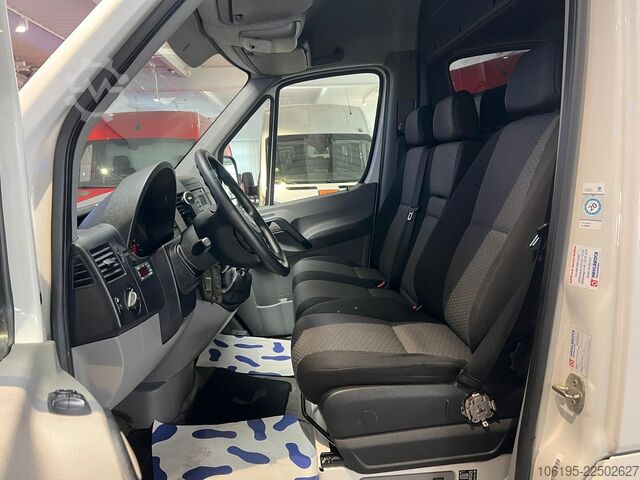 Furgon sa rashladnim sandukom VW Crafter Kühlkastenwagen - 0C. *Konvekta Kühlung*