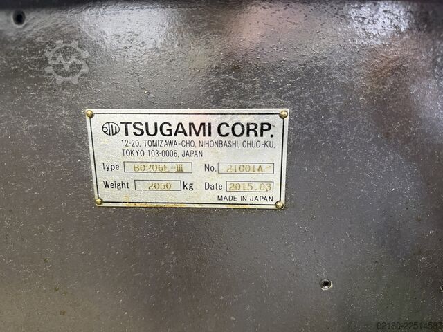 Tour automatique à barres Tsugami B0206E-III