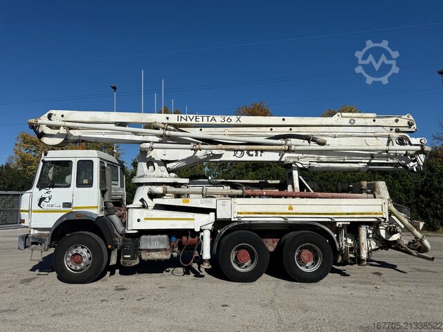 Kamion sa pumpom za beton Iveco Magirus 330