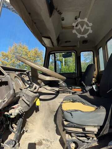 Kamion sa pumpom za beton Iveco Magirus 330