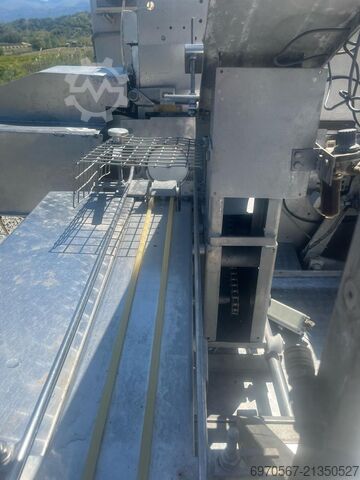 Makineri mbushëse tune - makinë paketimi dhe mbushjeje  