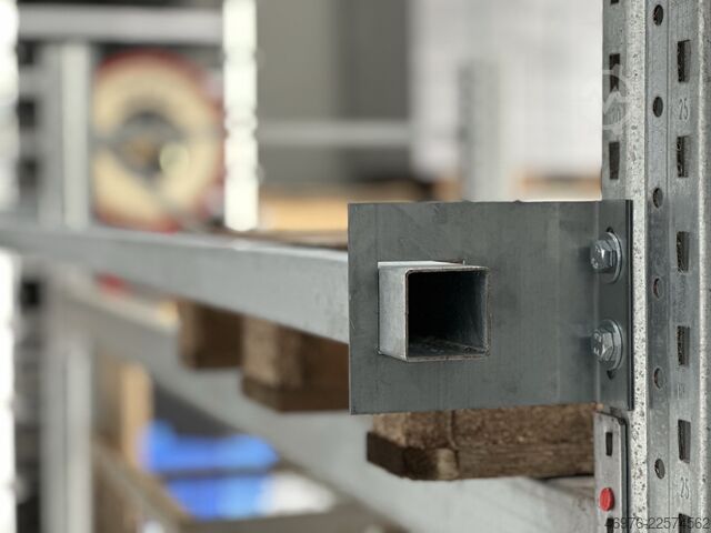Field width: 2700 mm / Profile: 50x50x2 mm Durchschubsicherung für Palettenregale Rechteckrohr Stahl Stahlrohre Regal