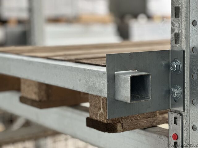 Field width: 2700 mm / Profile: 50x50x2 mm Durchschubsicherung für Palettenregale Rechteckrohr Stahl Stahlrohre Regal