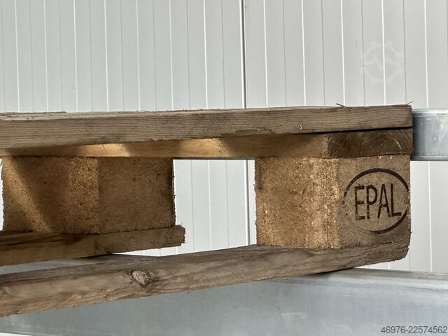Field width: 2700 mm / Profile: 50x50x2 mm Durchschubsicherung für Palettenregale Rechteckrohr Stahl Stahlrohre Regal