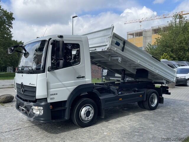 Kolmepoolne kallur mercedes-benz Atego 1223 Dreiseitenkipper *Klima*