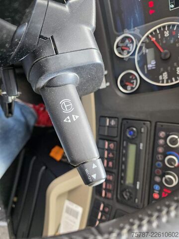 Dubbeldäckare NEOPLAN Skyliner,81+1+1,Hochdruckkühler neu  ZF Intarder