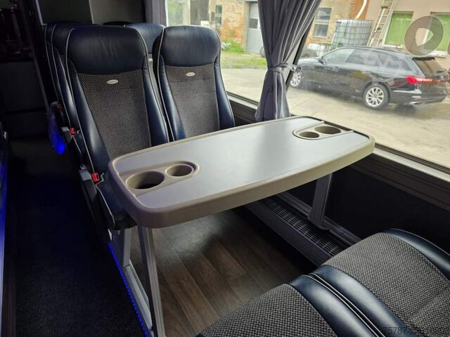 Dubbeldäckare NEOPLAN Skyliner,81+1+1,Hochdruckkühler neu  ZF Intarder