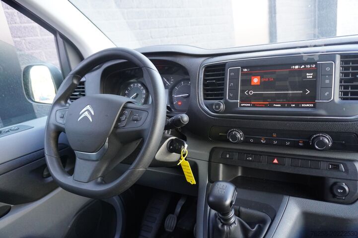 Dobozos kisteherautó Citroën Jumpy 2.0 BlueHDI L2 144PK EURO 6 - Airco - Nav...