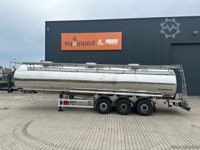 Voedseltanker Magyar SRMAGD LEBENSMITTEL / 31.000L / 3 KAMMER / LEER...