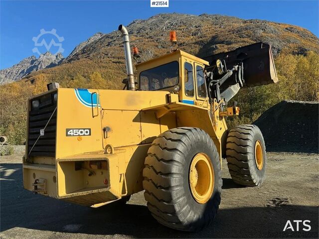 Hjullaster Volvo BM 4500 wheel loader w/ scale and bucket. WATCH VIDEO