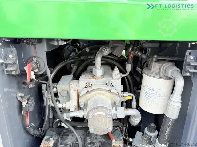 štvorcestný vysokozdvižný vozík Combilift C5000XL / DIESEL / WIDE FORK POSITIONER