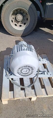 空気式鍛造ハンマー MA4132 – 160 kg Astrakhan / USSR MA4132